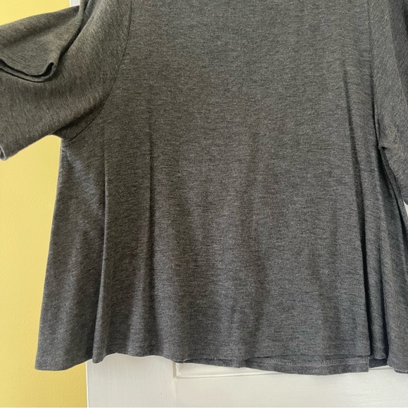 Velvet By Graham and Spencer Metallic Stripe Round Neck Tee Gray Small - Picture 5 of 13